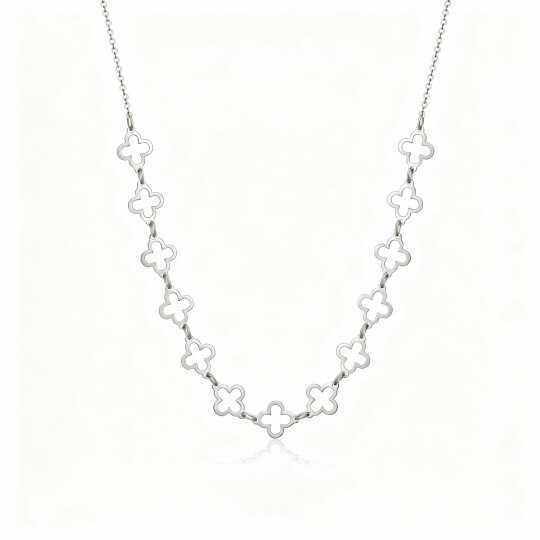 Collar con colgante de flor de cerezo en oro blanco de 10 quilates