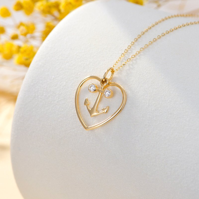 Collar con colgante de ancla y corazón de circonita cúbica en oro de 14 quilates-3