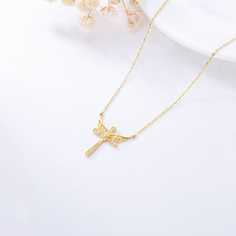 Collar con colgante de ala de ángel y cruz de circonita cúbica en oro de 14 quilates-5