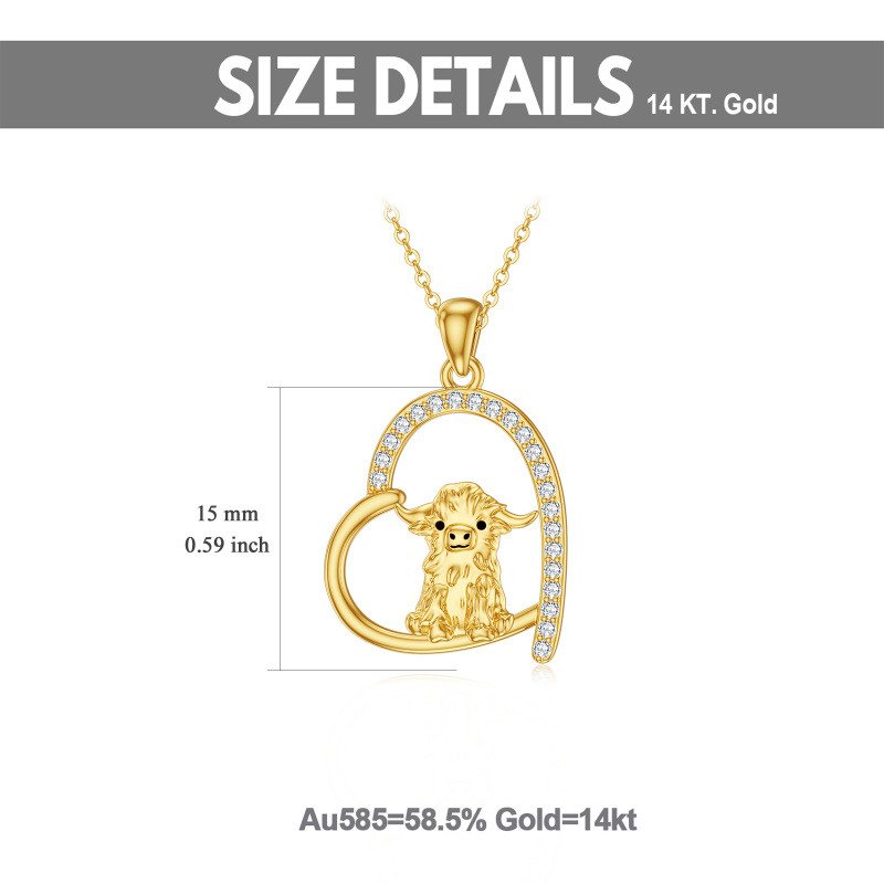 Collar con colgante de vaca y corazón de circonita cúbica en oro de 10 quilates-5
