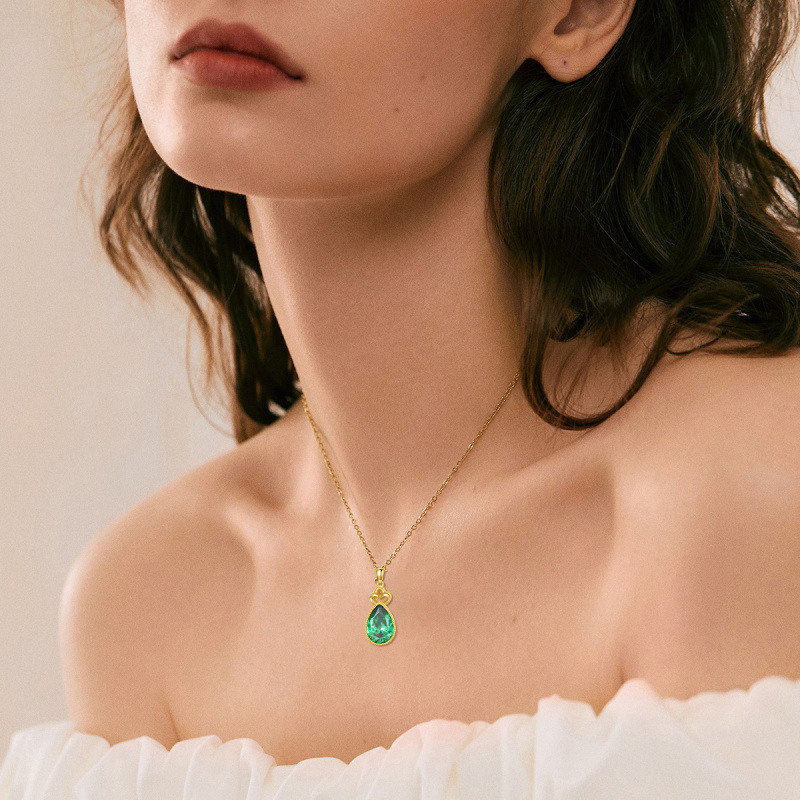 Collier pendentif en or rose 18 carats avec zircon cubique en forme de couronne et de goutte-3