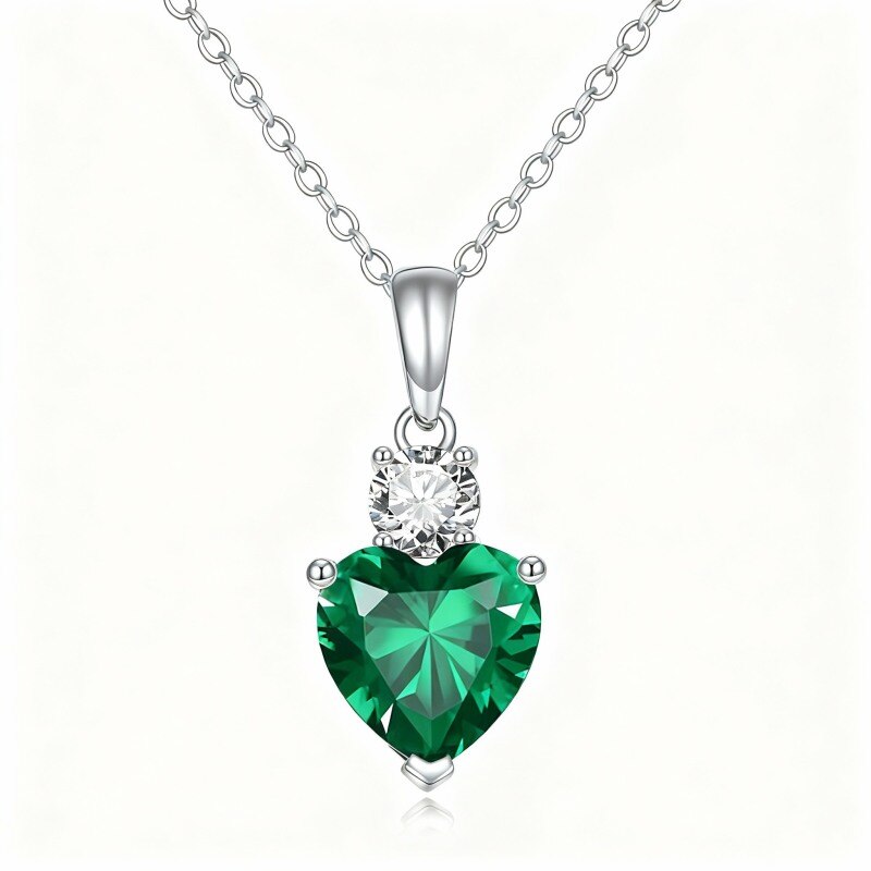 Collar con colgante de corazón de oro blanco de 10 quilates con circonitas cúbicas y esmeralda-18