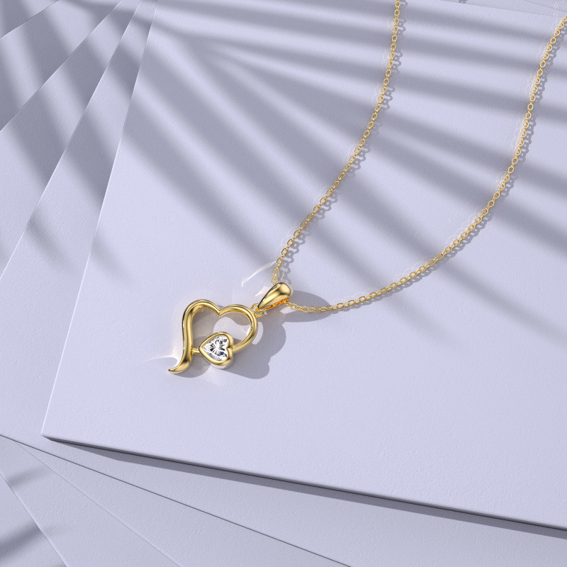 Collar con colgante de corazón de circonita cúbica en oro de 14 quilates-6