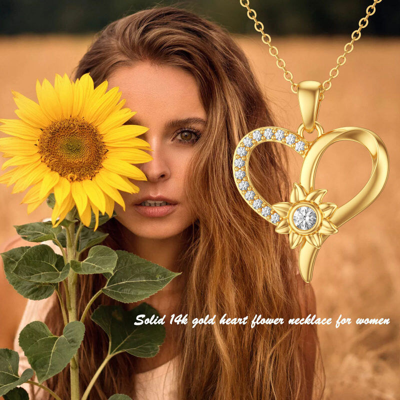 Collar con colgante de corazón de circonita cúbica en oro rosa de 10 quilates-6