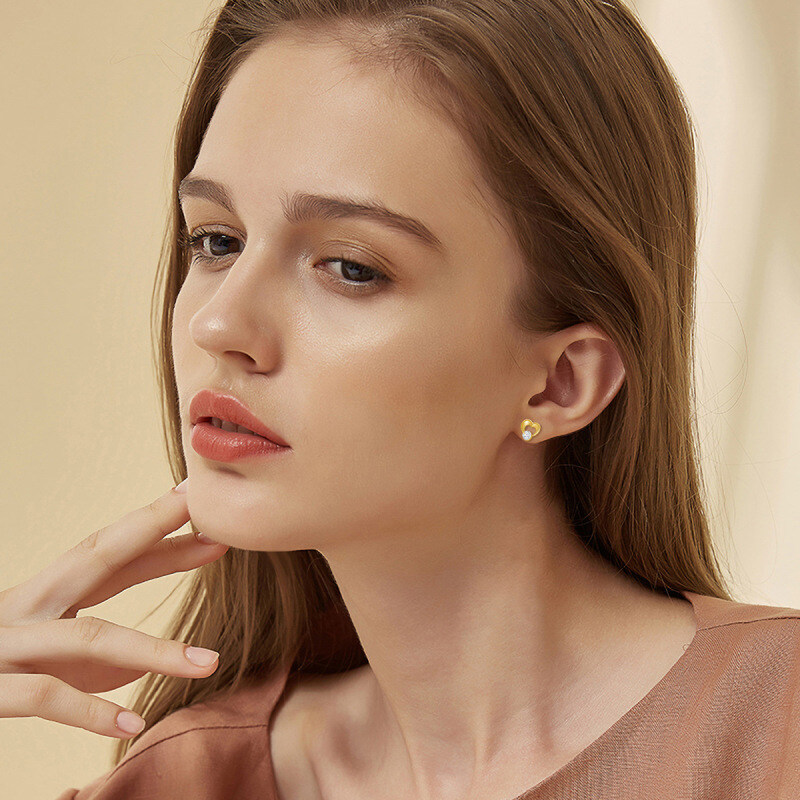 14K Gold Cubic Zirconia Heart Stud Earrings-2