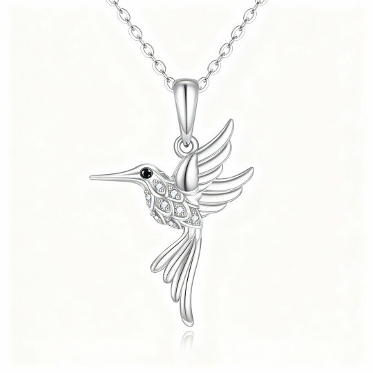 Collar con colgante de colibrí de oro blanco de 10 quilates y circonitas cúbicas