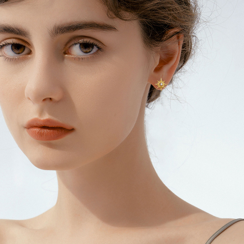 Boucles d'oreilles puces en or 14 carats avec zircon cubique en forme de lune et d'étoile-2