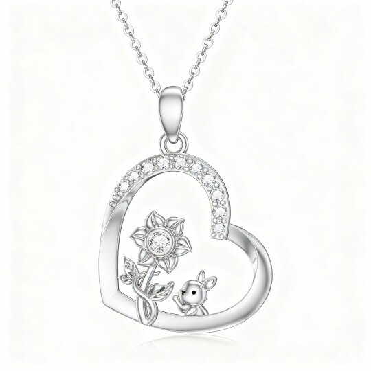 Collar con colgante de conejo, girasol y corazón en oro blanco de 10 quilates con circonitas cúbicas y piedra natal personalizada.