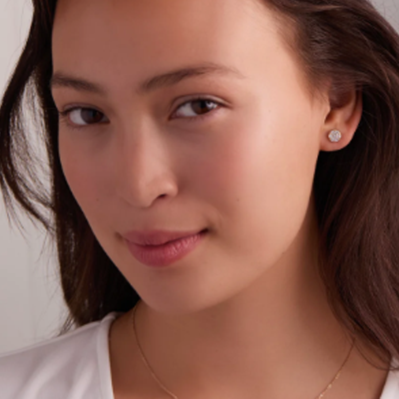 Pendientes de botón personalizados con flores y piedras de nacimiento en oro de 18 quilates para mujer-2