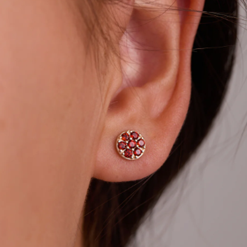Pendientes de botón personalizados con flores y piedras de nacimiento en oro de 18 quilates para mujer-3