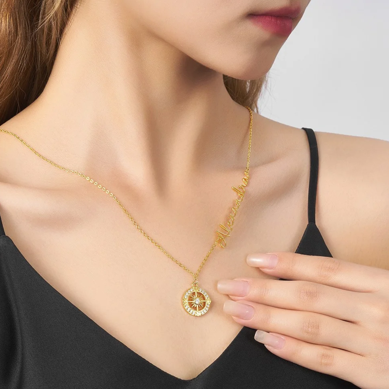 Collar con colgante de brújula y nombre clásico personalizado en oro de 14 quilates con circonitas cúbicas-3