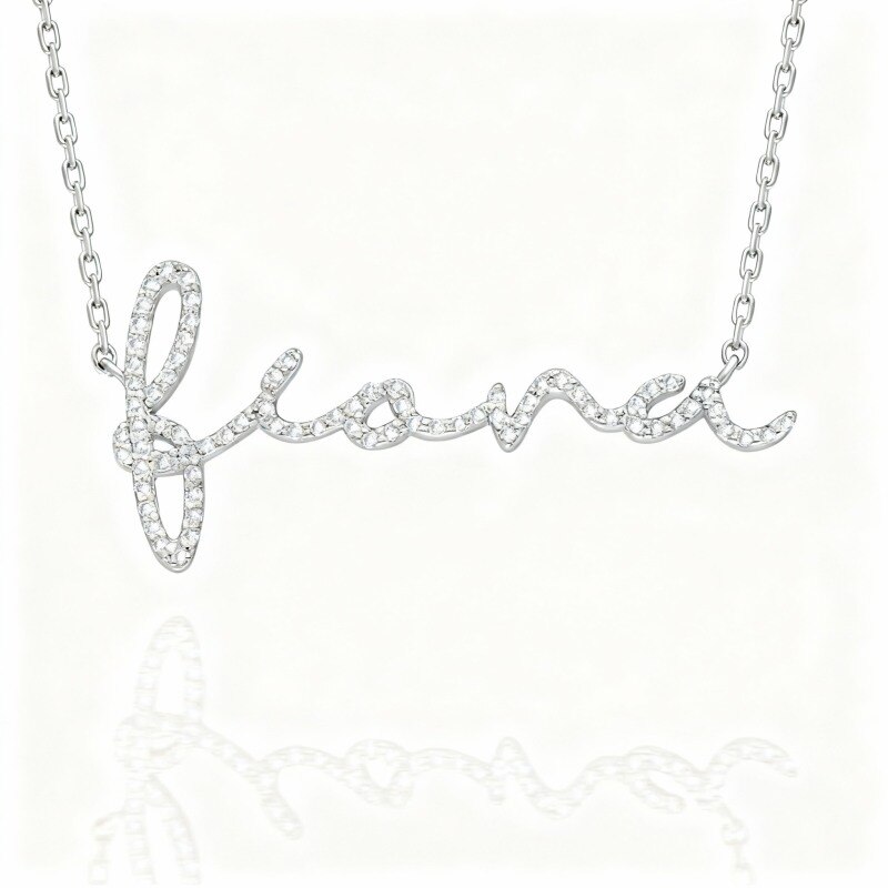 Collar con colgante clásico personalizado con nombre en oro blanco de 10 quilates y circonitas cúbicas-4