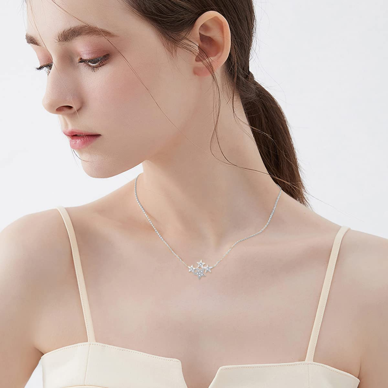 Collar con colgante de estrella de circonita cúbica en oro blanco de 14 quilates-2