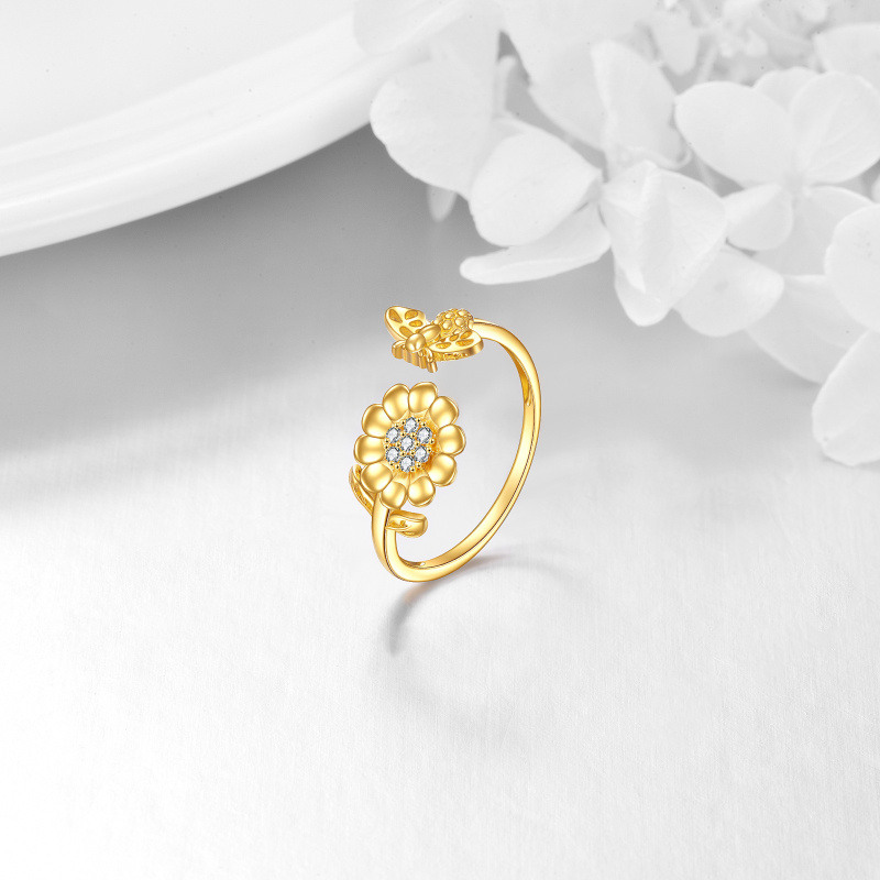 Anillo abierto de girasol con circonita cúbica y oro de 14 quilates-3