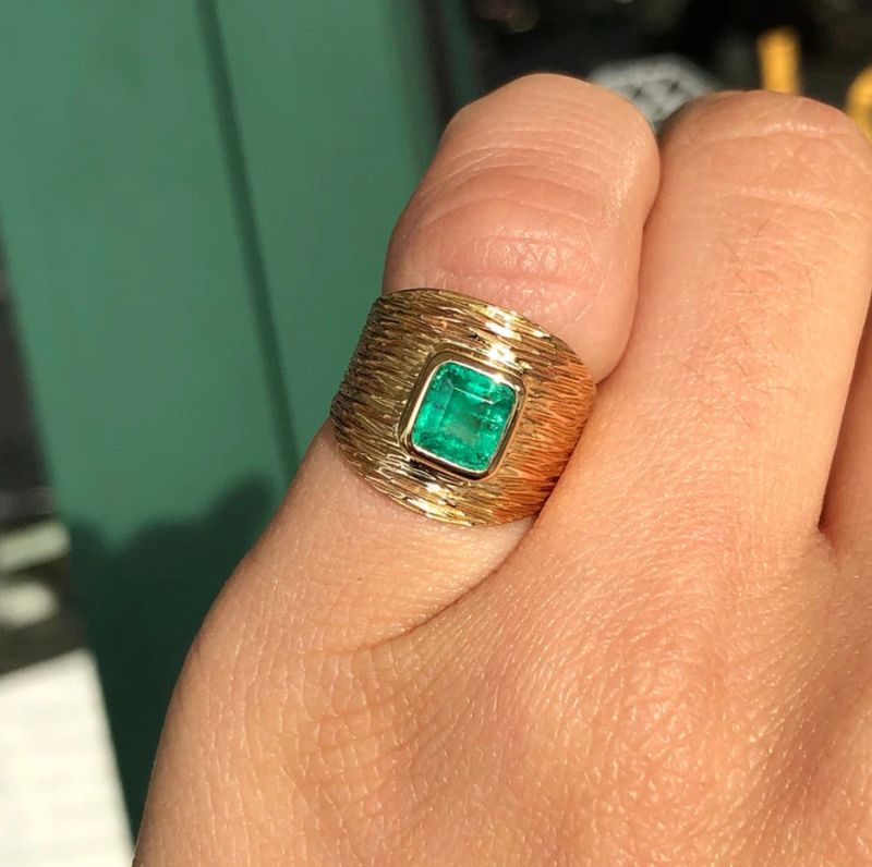 Anillo cuadrado de oro blanco de 18 quilates con esmeralda talla esmeralda para hombre-2