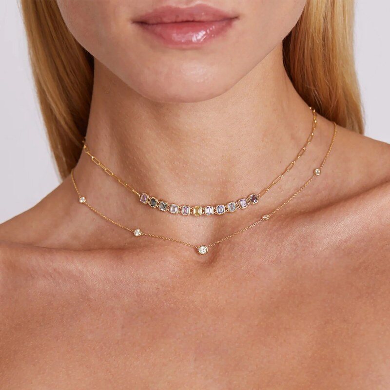 Naszyjnik choker z 18-karatowego białego złota z szafirowym szlifem szmaragdowym-2