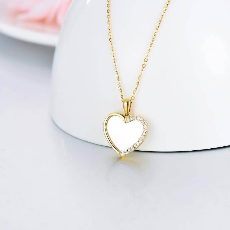 Collar con colgante de corazón de nácar tallado en oro blanco de 10 quilates-3