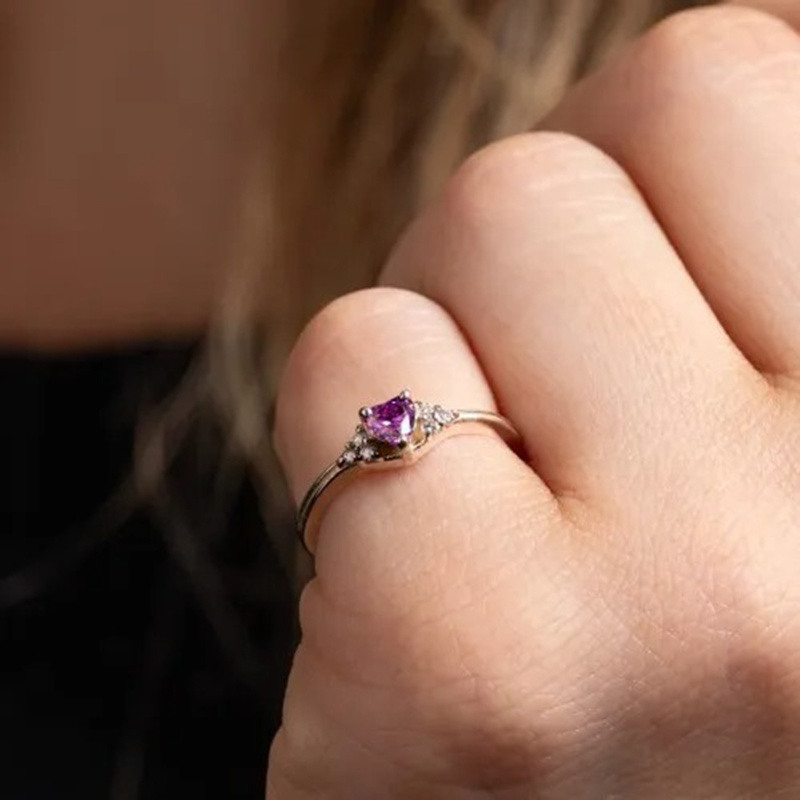 Verlobungsring aus 10-karätigem Roségold mit 1 Karat herzförmigem Geburtsstein-2