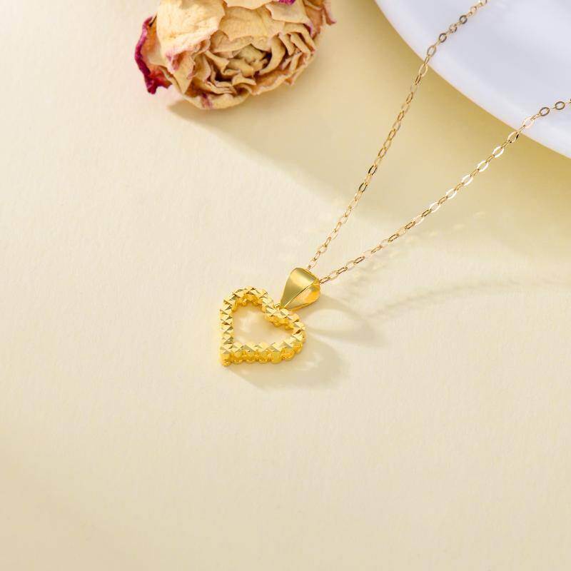 Collar con colgante de corazón de oro de 14 quilates-4