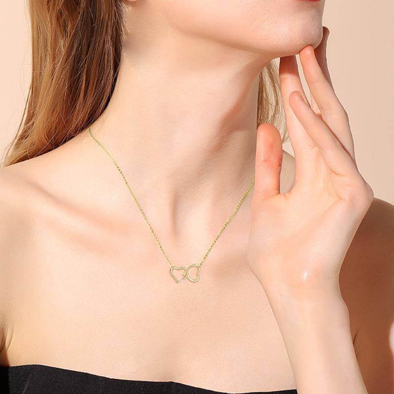 Collar con colgante de corazón de oro blanco de 18 quilates-2