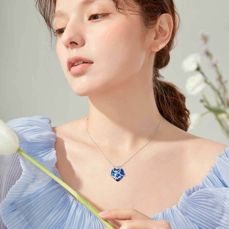 Collar con colgante de corazón y estetoscopio de cristal en oro blanco de 14 quilates-2