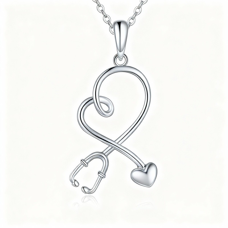 Collar con colgante de corazón y estetoscopio de oro blanco de 10 quilates-7