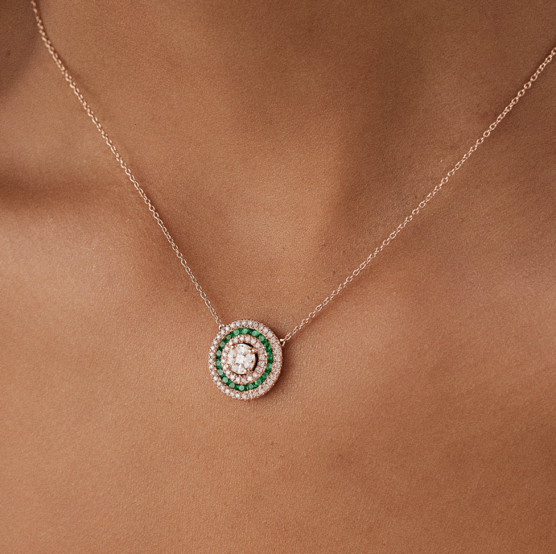 18K Gold 0.45 CT.T.W. Diamond & 0.3 CT.T.W. Emerald Pendant Necklace-2