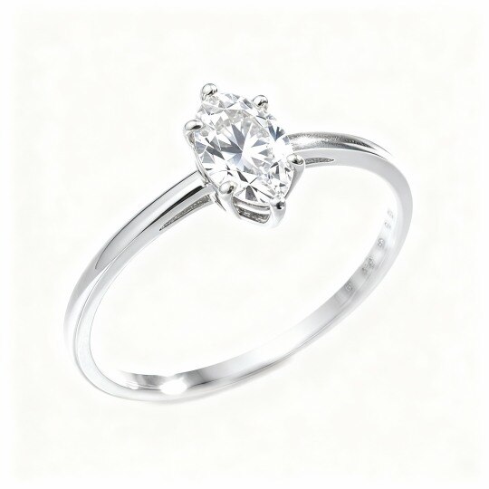 Anillo de compromiso de oro blanco de 10 quilates con corte marquesa