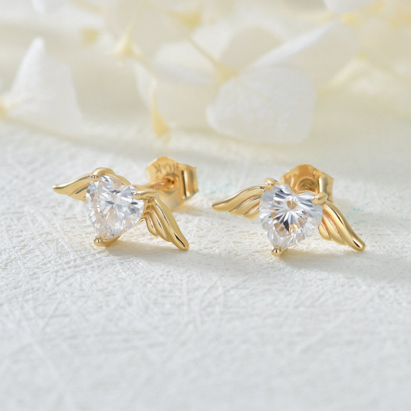 Boucles d'oreilles puces en or 10 carats et moissanite en forme d'ailes d'ange-4