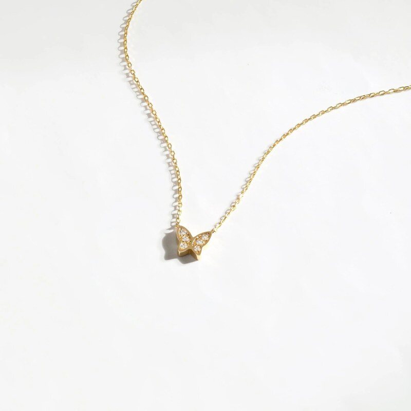 Collier pendentif papillon en or blanc 10 carats et moissanite-3