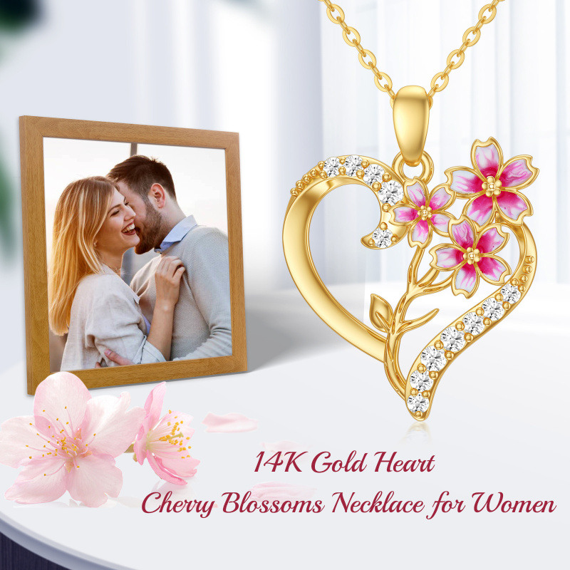 Collar con colgante de corazón de moissanita en oro de 14 quilates-5