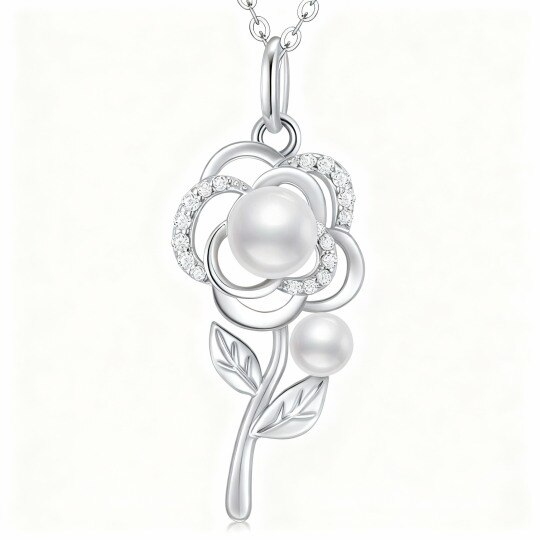 Collar con colgante de rosa de oro blanco de 10 quilates con moissanita y perlas