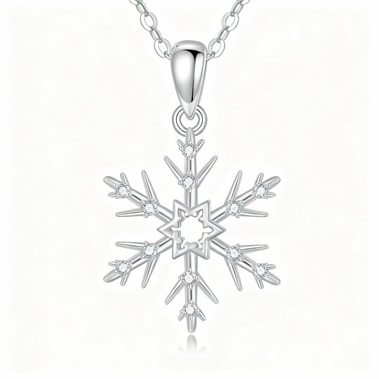 Collar con colgante de copo de nieve de moissanita en oro blanco de 10 quilates