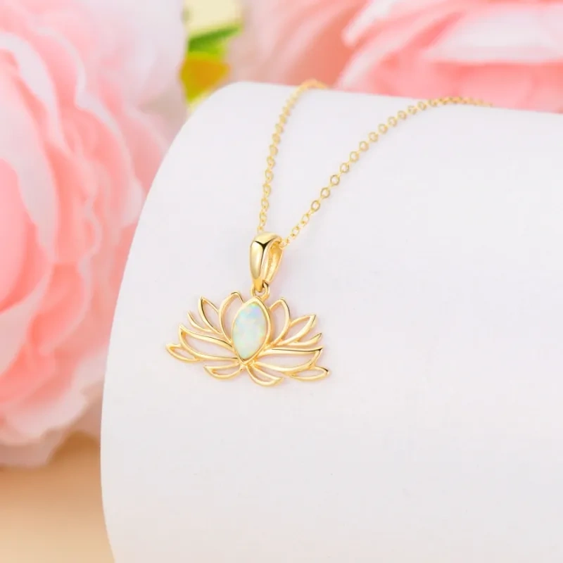 Lotus-Anhänger-Halskette aus 14-karätigem Gold mit Opal-3