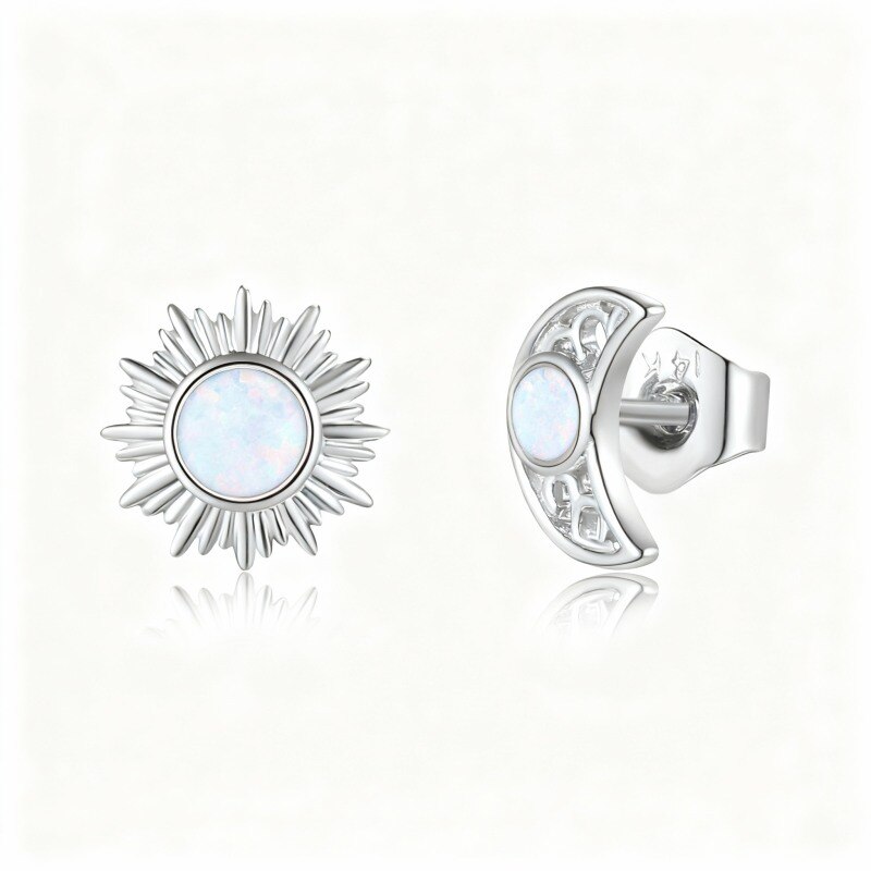 Pendientes de oro blanco de 18 quilates con forma de luna y sol y ópalo-1