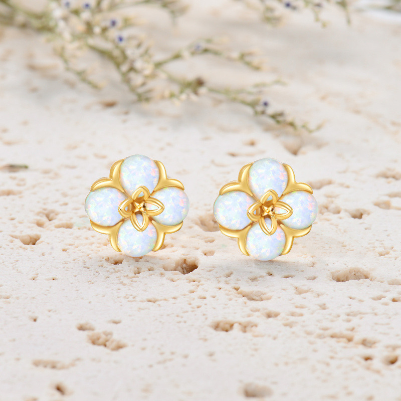 Boucles d'oreilles puces en or 18 carats et opale en forme de fleur de pêcher-3