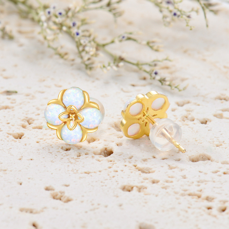 Boucles d'oreilles puces en or 18 carats et opale en forme de fleur de pêcher-4