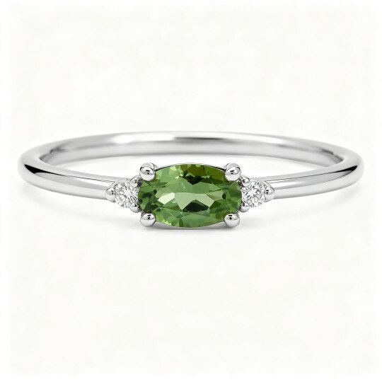 Anillo de compromiso de oro blanco de 10 quilates con turmalina verde ovalada de 1 quilate y diamante cultivado en laboratorio.
