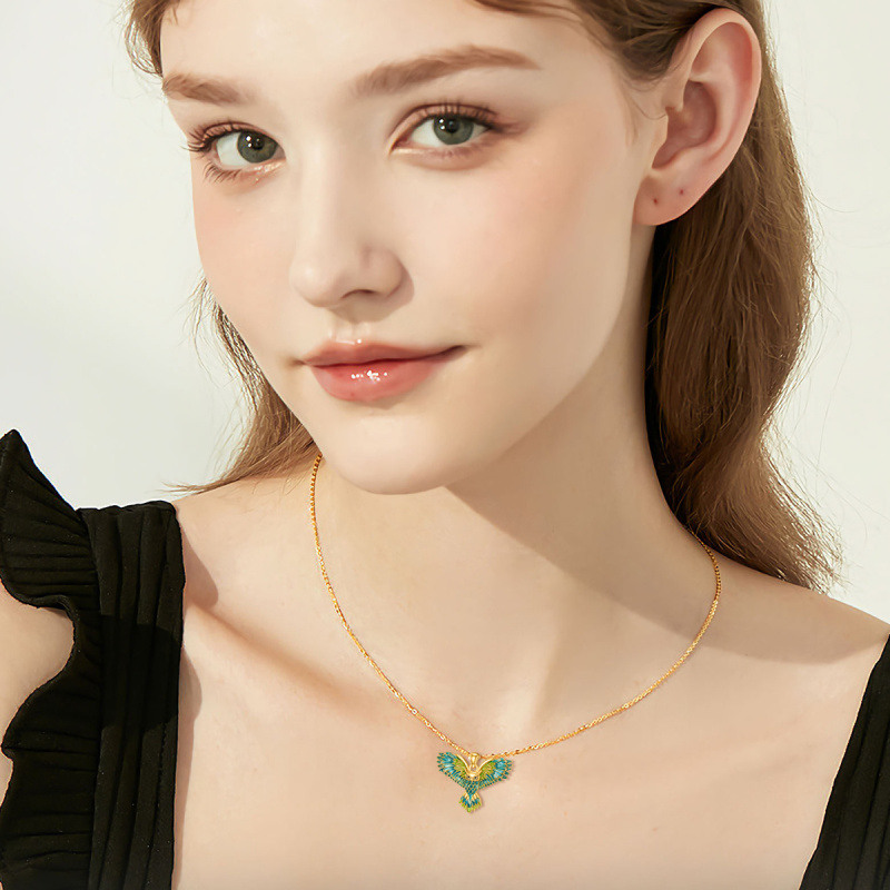 Collier pendentif hibou en or rose 10 carats-2