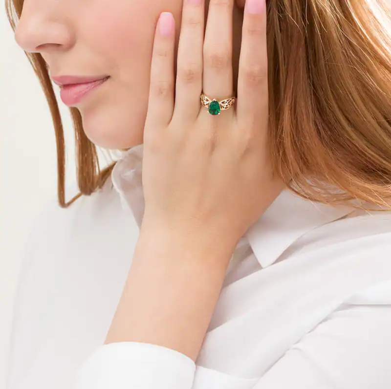 10K Gold Pear Cut Lab-Grown Emerald Solitaire Engagement Ring-2