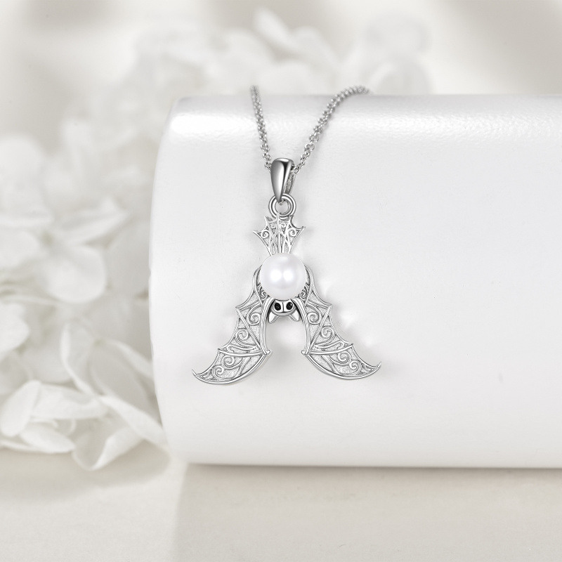 Collier pendentif chauve-souris en or 18 carats et perle-3