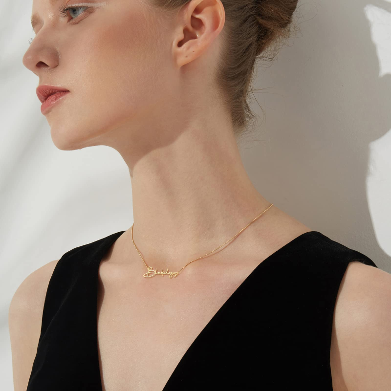 Collier personnalisé en or 18 carats avec nom et cœur pour femme-2