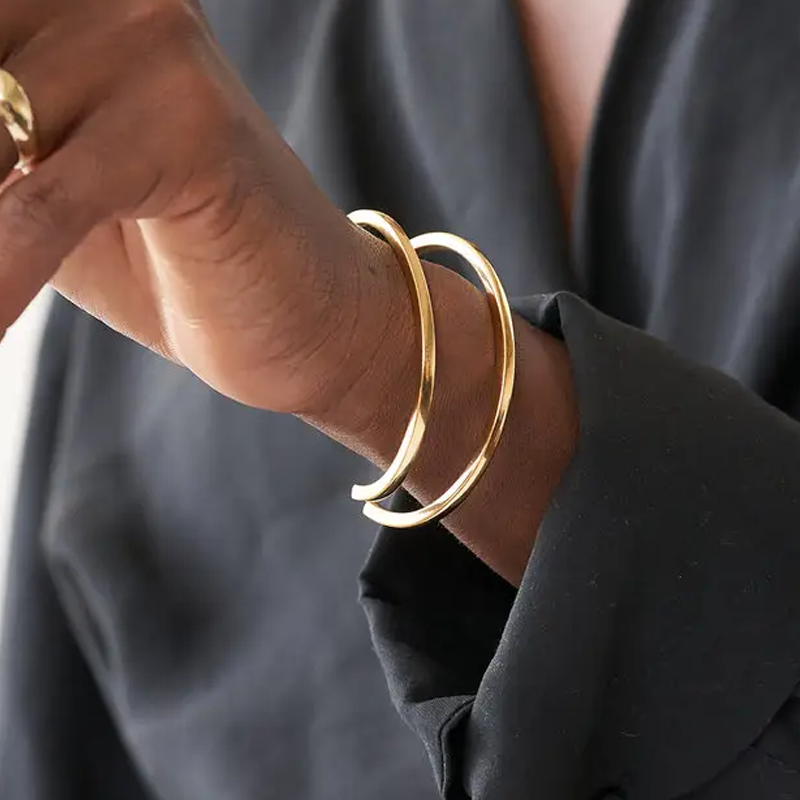 18K Gold Personalized Name Plain Bangle Bracelet for Women-2