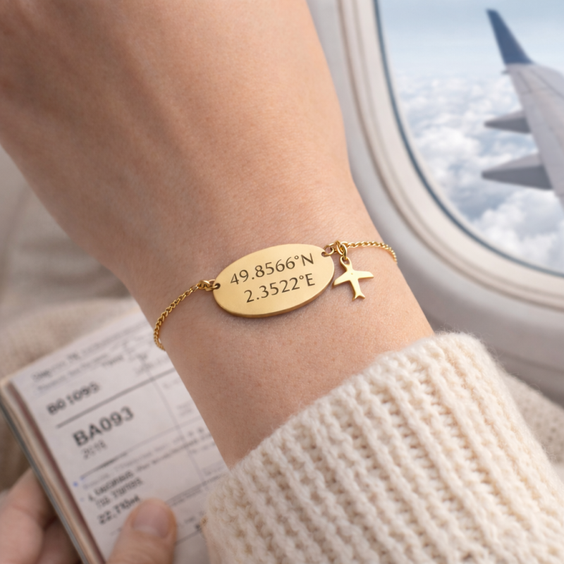 Pulsera con dije de avión y grabado personalizado en oro blanco de 10 quilates-3