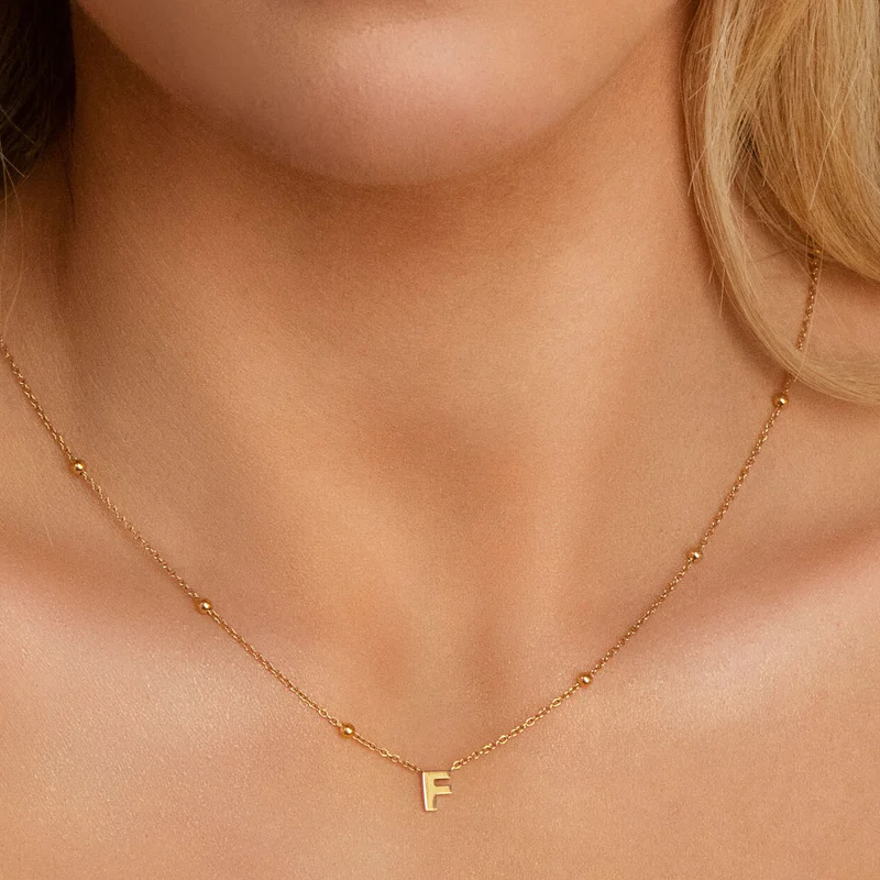 Collar personalizado con inicial en oro de 14 quilates para mujer-3