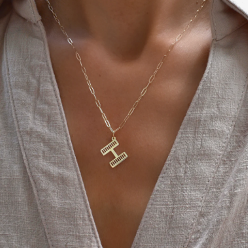 Collier avec chaîne trombone personnalisée en or 18 carats pour femme-2