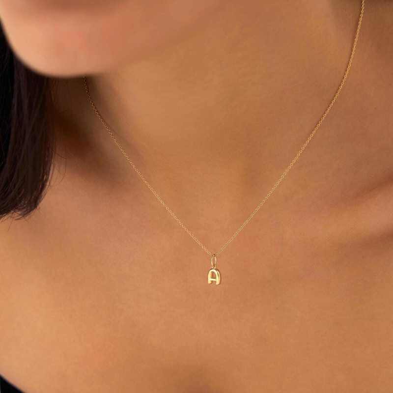 Personalisierte Halskette mit Anfangsbuchstaben-Anhänger aus 14-karätigem Gold für Damen-2