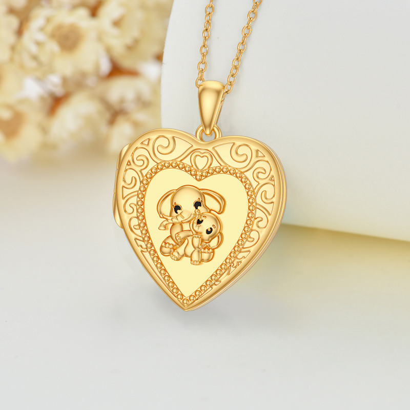 Collier médaillon personnalisé en or 14 carats avec photo et cœur, idéal pour les meilleures amies.-5
