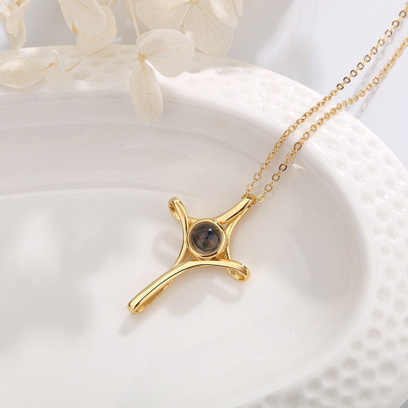 Collar personalizado de oro de 10 quilates con proyección y cruz para mujer-2