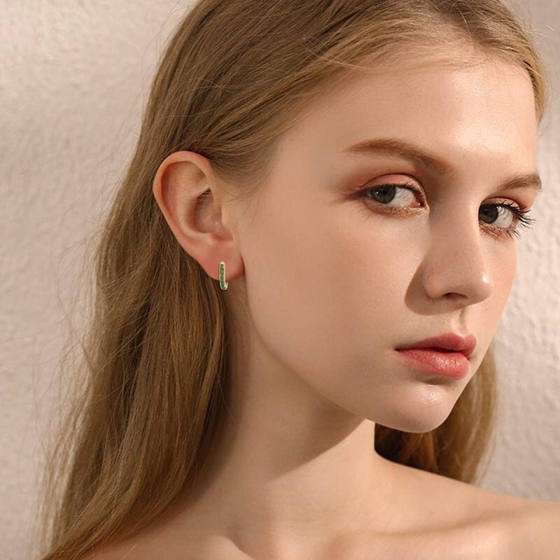 Boucles d'oreilles créoles carrées en or 18 carats, forme princesse, serties de zirconiums cubiques-2